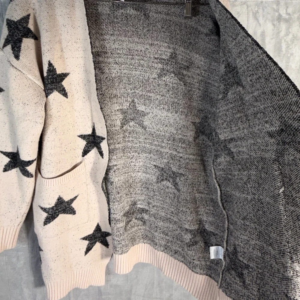 Gilli Star Print Open Front Cardigan Sweater Beige Black Size Small - Picture 5 of 9